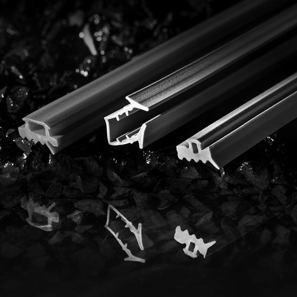 درب و پنجره صنایع مختلف